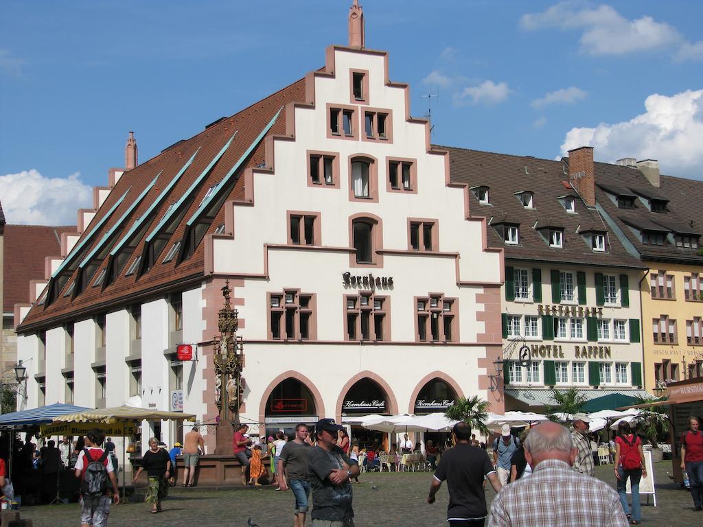 Luxus Appartement Schwarzwald Bei Freiburg 4 Schlafzimmer Sauna Sölden Habitación foto