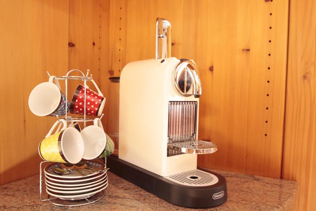 Luxus Appartement Schwarzwald Bei Freiburg 4 Schlafzimmer Sauna Sölden Habitación foto